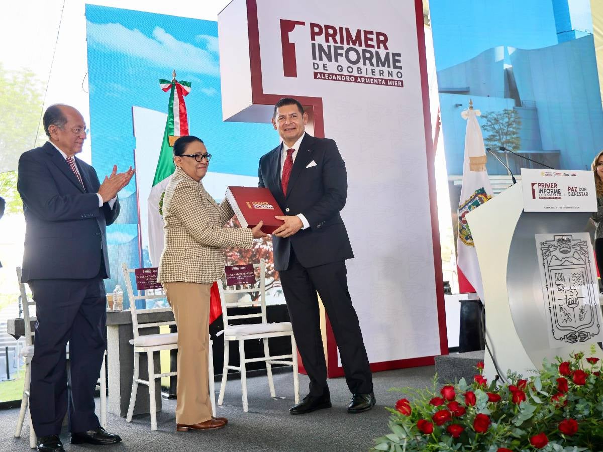 Gobernación refrenda respaldo federal a Puebla en Primer Informe de Alejandro Armenta