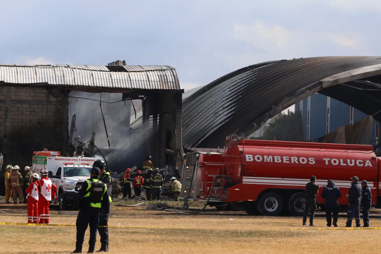 "Tragedia en los Cielos: Identifican a los tres pequeños inocentes asesinados en el fatídico accidente de la avioneta en Toluca"