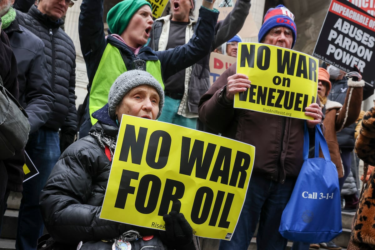 "La estratégica jugada petrolera: Trump revela acuerdo con Venezuela para adquirir hasta 50 millones de barriles de petróleo"