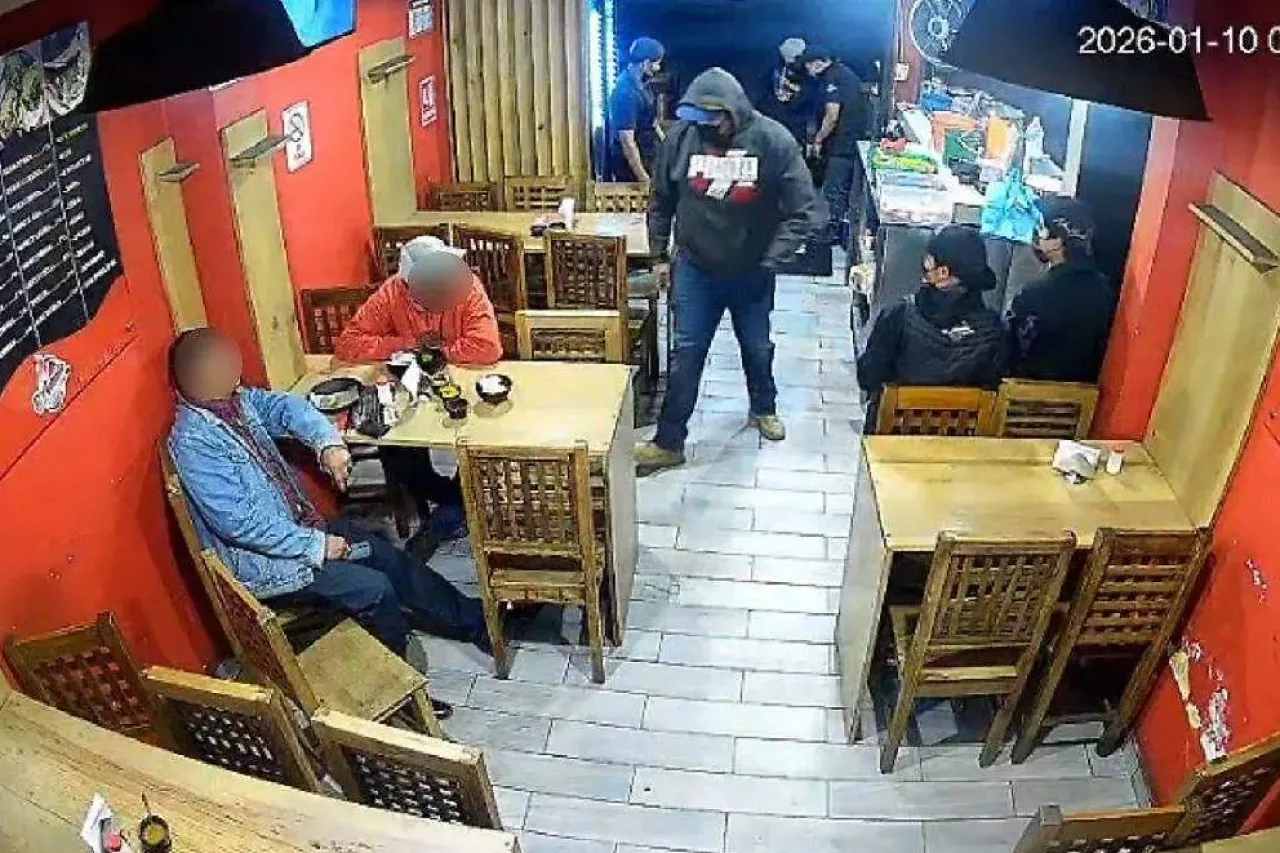 Video: Matan a cliente durante asalto a taquería