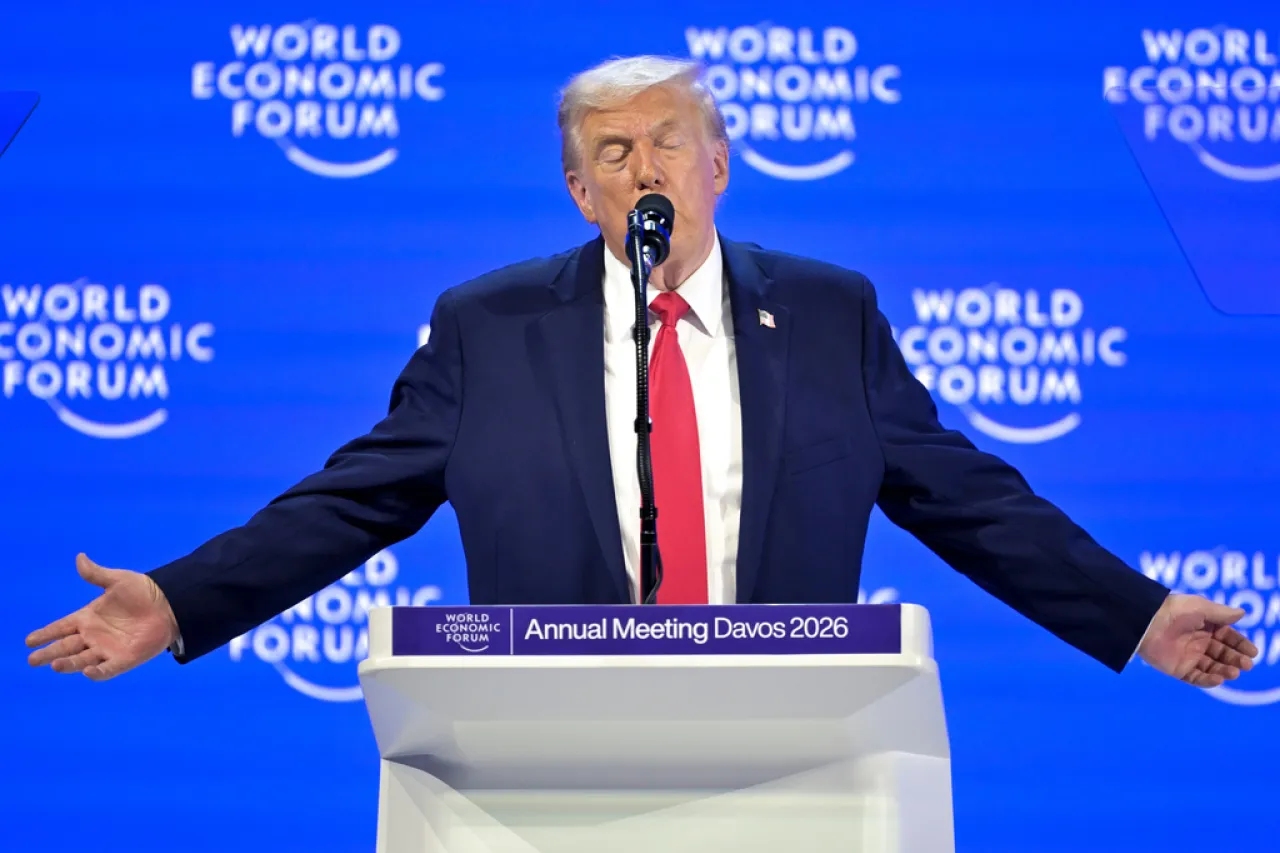 La OTAN como respuesta a la crisis migratoria: Trump pide alianza para frenar la inmigración irregular y proteger la seguridad nacional.