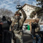 ICE compra almacén para centro de detención y desata rechazo