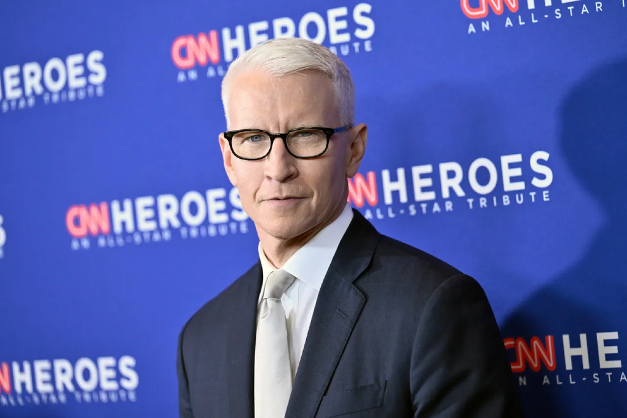 Anderson Cooper anuncia su salida de '60 Minutes'
