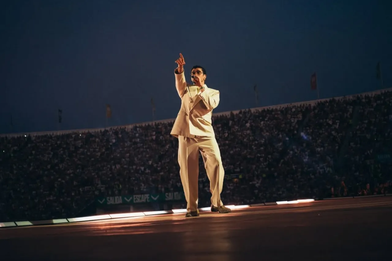 Bad Bunny podría enfrentar a Trump y al ICE en el Super Bowl.